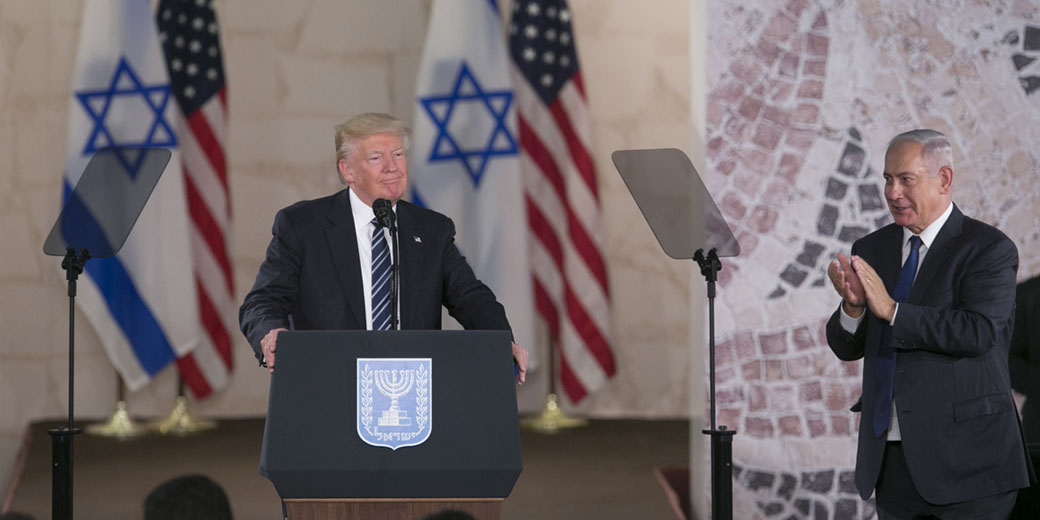Опрос: израильтяне предпочитают Трампа на посту президента США