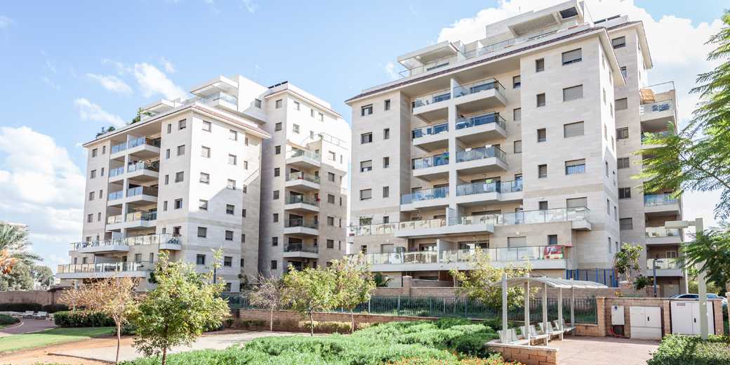 Самые дешевые квартиры в израиле снять виллу в италии на берегу моря