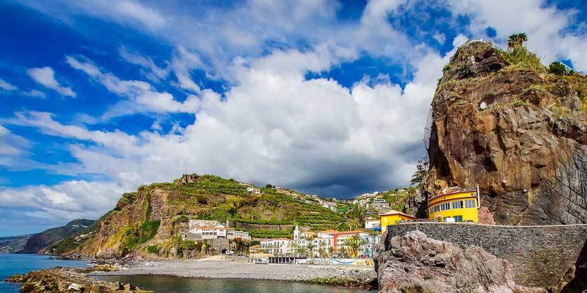 Названы ведущие направления, отели и авиакомпании Европы