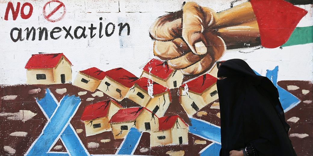 Кто кому помог «слезть с дерева» и кто выиграет от соглашения с ОАЭ