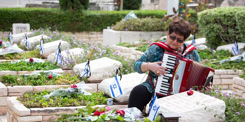 Минобороны ожидает акции протеста на церемониях Дня памяти павших