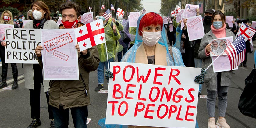 Политический тупик: как Грузия осталась без оппозиции в парламенте