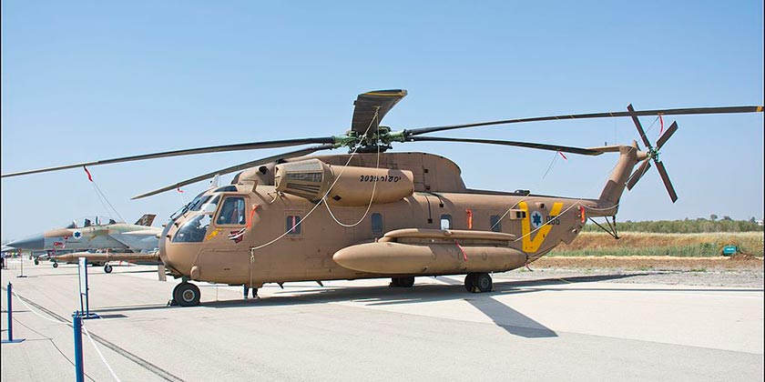 IAF-CH-53-Yasur-2025_Wikimedia_Commons