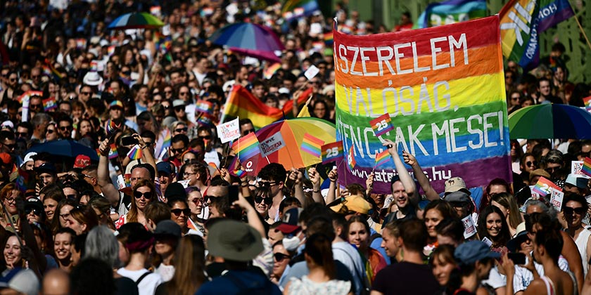 70% израильских ЛГБТ-туристов чувствуют дискриминацию за рубежом