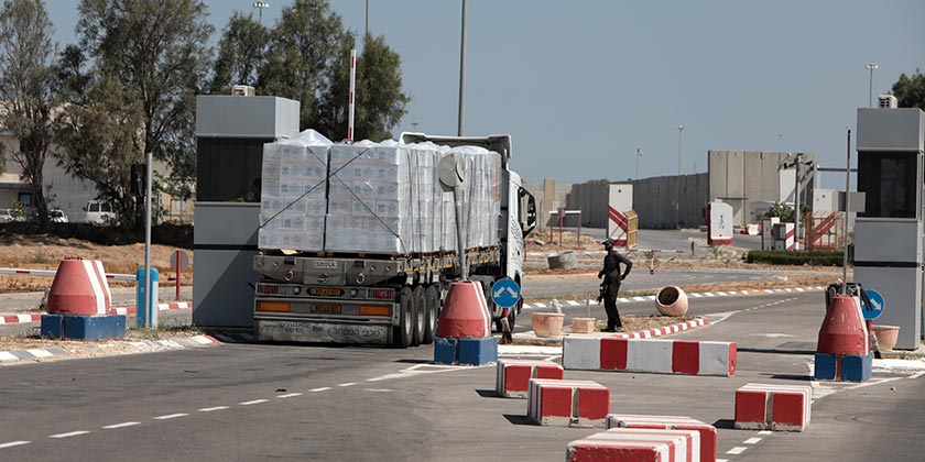 По просьбе США Израиль пропустит в Газу грузовики, но в меньшем количестве