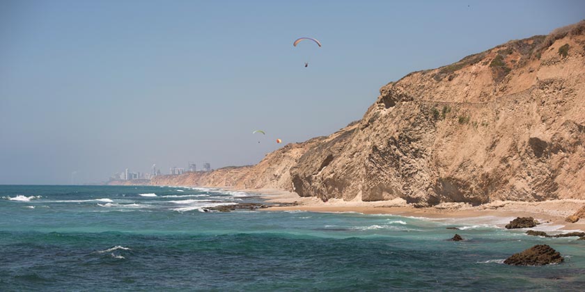Отдыхаете на пляже в Израиле? Помните об этой серьезной опасности