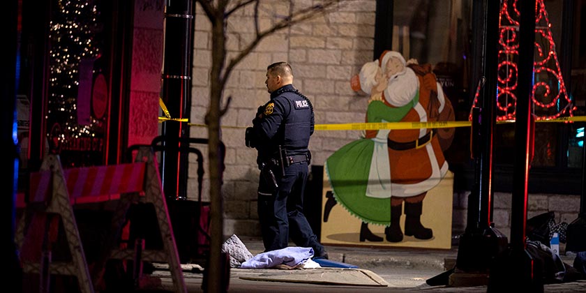 США: подозреваемому в нападении на праздничный парад грозит обвинение в умышленном убийстве