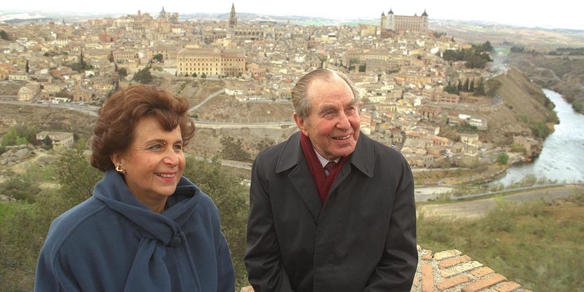 Скончалась Ора Герцог, жена и мать президентов Израиля