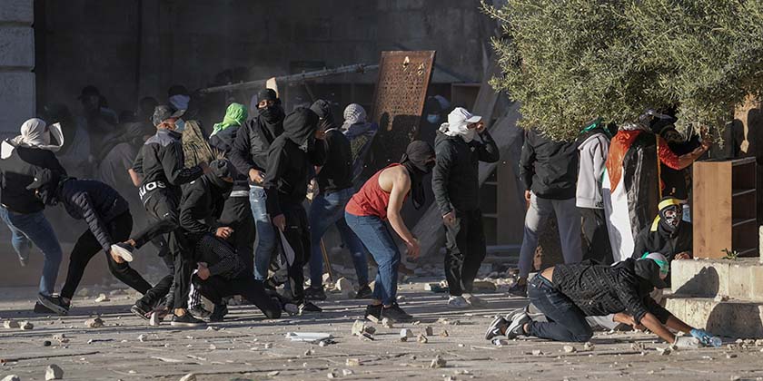 Иерусалим-Рамадан-Храмовая-Гора-мечеть-Аль-Акса-Палестинцы-полиция-столкновения