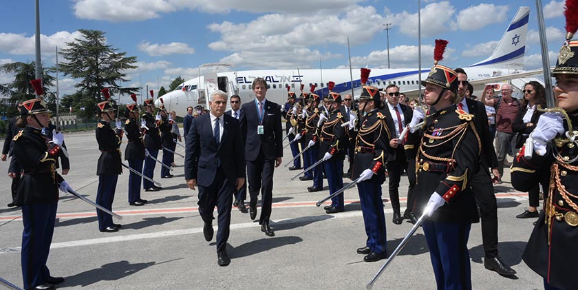 Лапид-Макрон-визит ПМ-Израиля-во-Францию