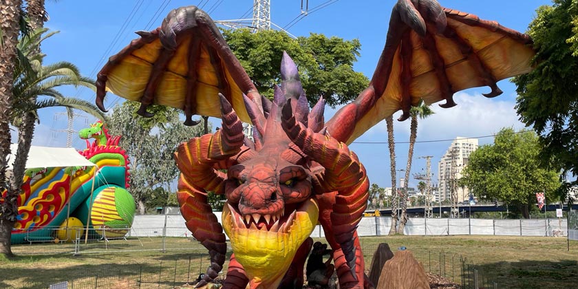 Драконы приземлились в городе: в Тель-Авиве открылся парк «Dragon Land»