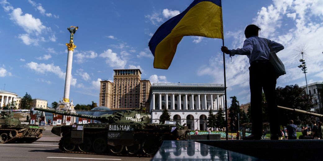 По обмену военнопленными в Украину вернулись 108 женщин (видео)