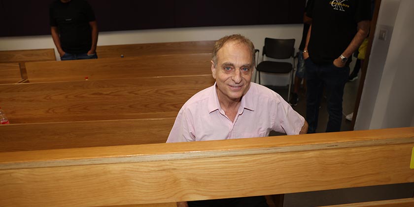 Бывшего министра приговорили к общественным работам за участие в афере с подлодками