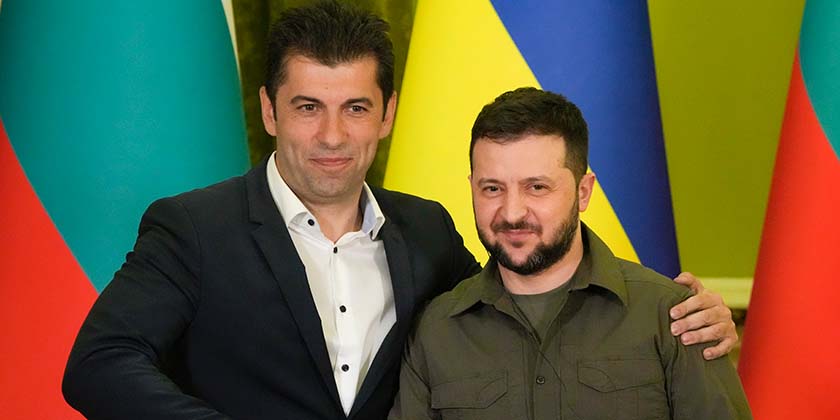 Раскрыто: в начале войны секретные поставки из Болгарии спасли Украину