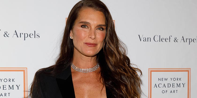 «Я винила себя»: Брук Шилдс рассказала о пережитом изнасиловании