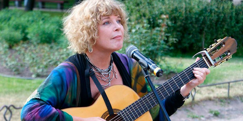 Нателла Болтянская: первый альбом в Израиле