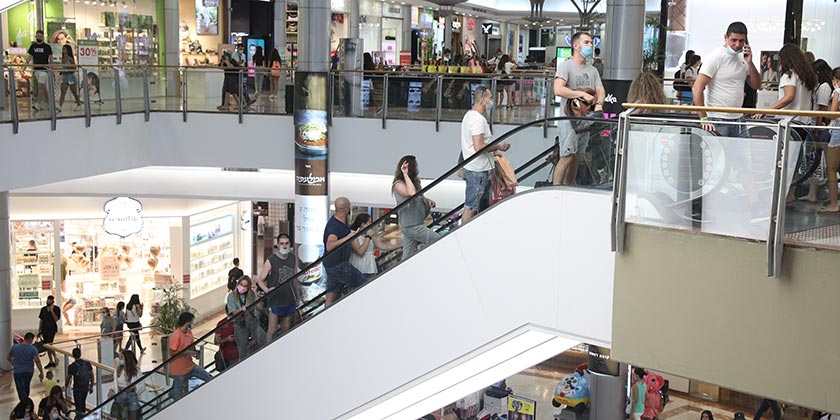 Бум на потребительском рынке: продажи подскочили на десятки процентов