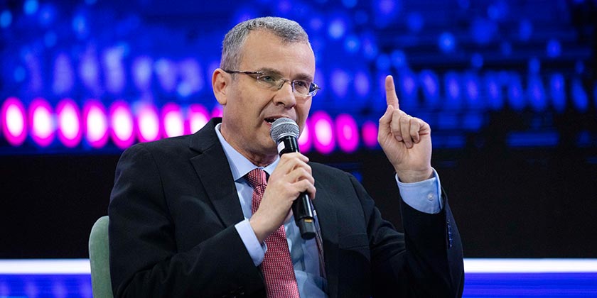 Инициатор переворота остался один. Есть надежда?