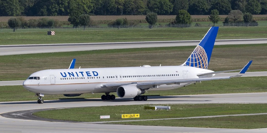 У Романа Абрамовича и израильского главы правительства одинаковые самолеты