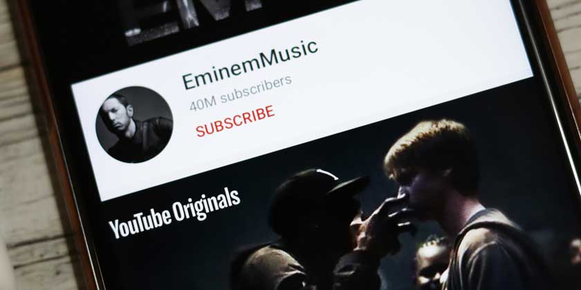 Эминем купил изображение для аватарки почти за полмиллиона долларов