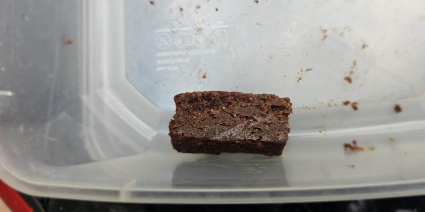 Двое малолетних детей съели кекс с гашишем и оказались в больнице