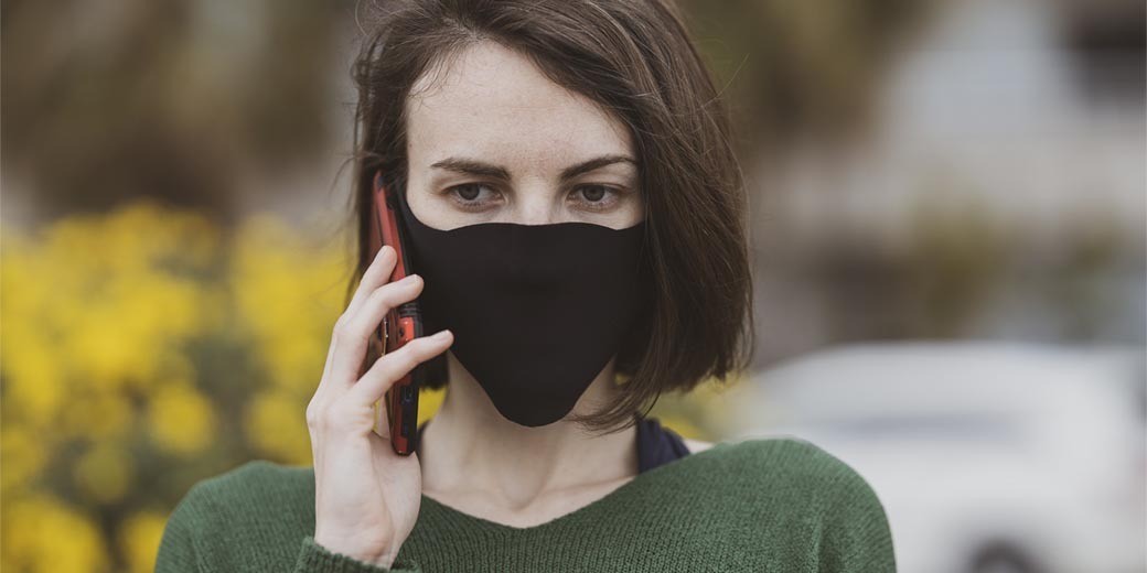 Вскоре можно будет разблокировать iPhone с защитной маской на лице
