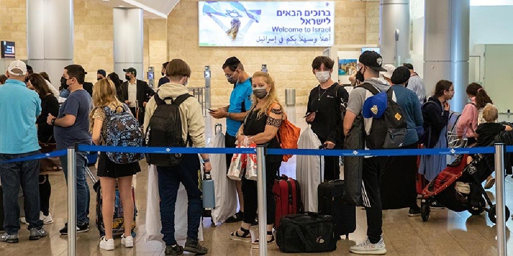МВД Израиля: с февраля 2022 года в Израиль переехали 50 900 граждан России