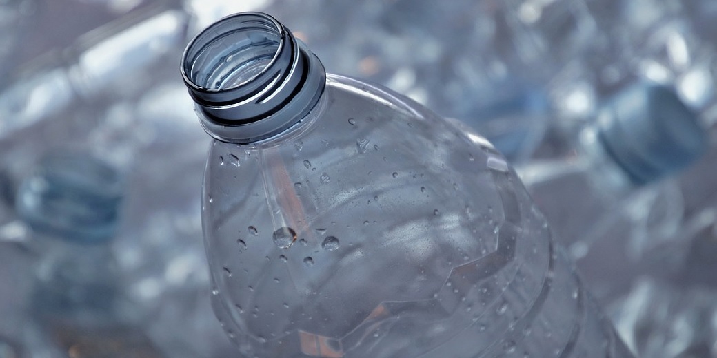 В супермаркетах сети «Шуферсаль» появятся автоматы для приема пластиковых бутылок