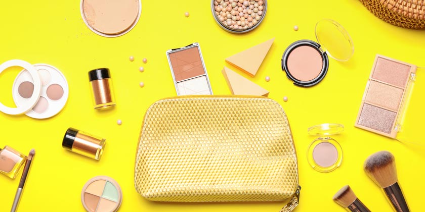 7 шагов для наведения порядка на туалетном столике и в косметичке