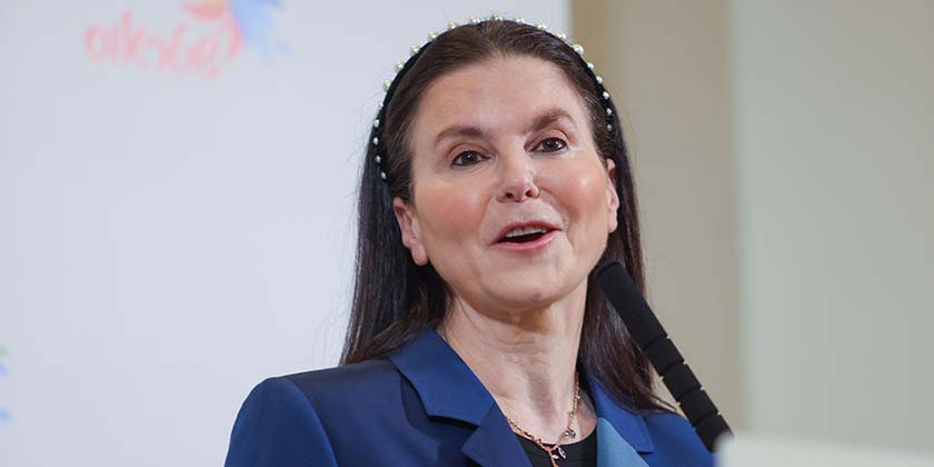 К главе компании «Штраус» приставили охрану