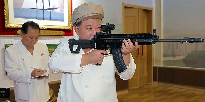 Bloomberg: Путин ждет от Ким Чен Ына оружия