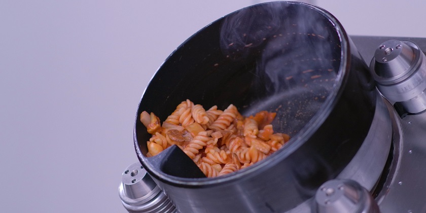 Израильский робот заменит две трети поваров