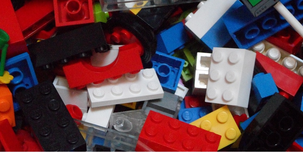 Компания LEGO отказалась от перехода на кубики из переработанного пластика