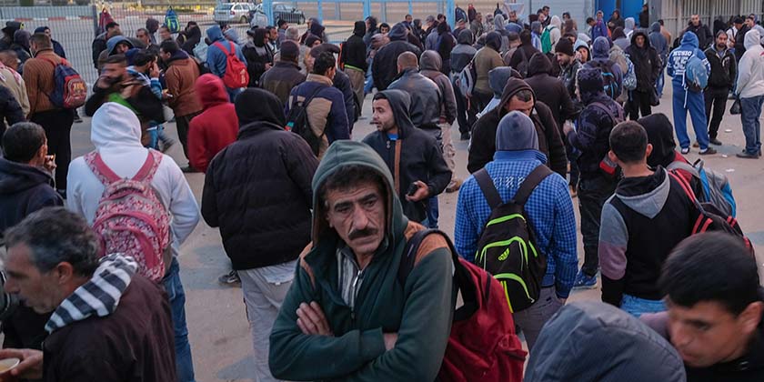 Несмотря на протесты политиков, 8000 палестинцев получили разрешение вернуться на работу в Иудее и Самарии
