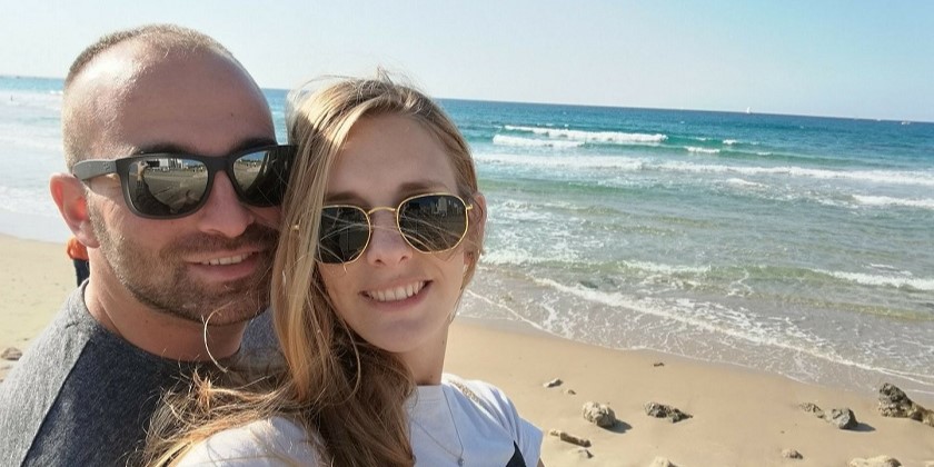 Муж и жена приняли бой, защищая детей