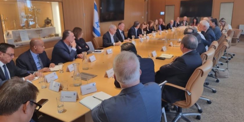 Глава МИДа встретился с 22 дипломатами из стран, граждан которых похитили в Газу