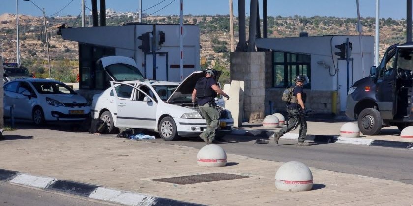Несколько пострадавших в теракте на въезде в Иерусалим