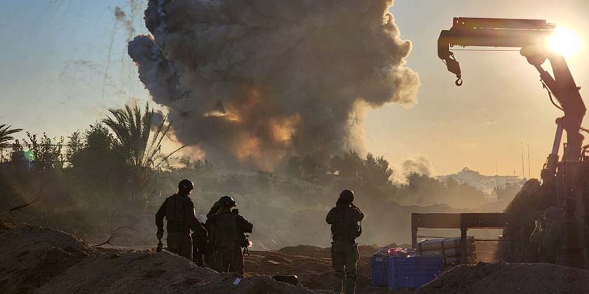 ЦАХАЛ атакует Хан-Юнис и север сектора Газы. Палестинский минздрав: «десятки погибших»