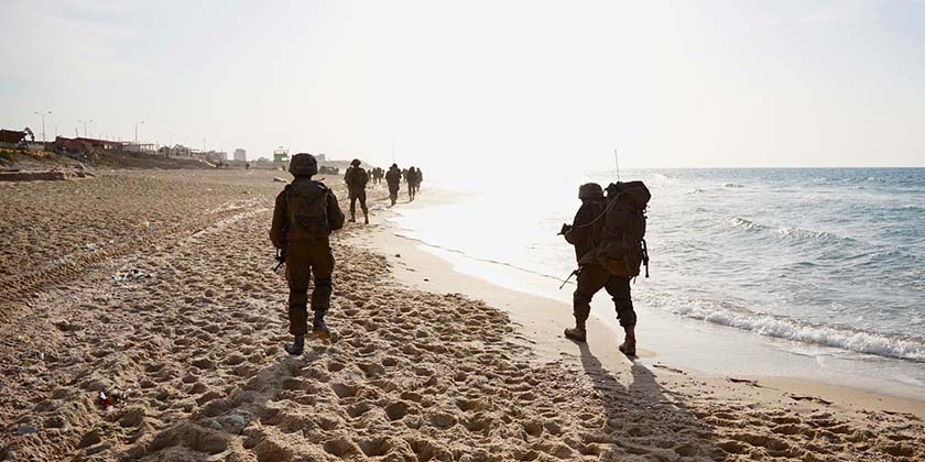 Газа-ЦАХАЛ-солдат-море-Хамас