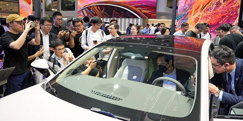 Xiaomi выпускает новый автомобиль каждые 76 секунд (видео)