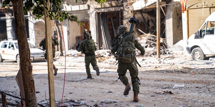 Кадры боев в Джебалии с обеих сторон: съемка бойцов ЦАХАЛа и мертвого террориста (видео)