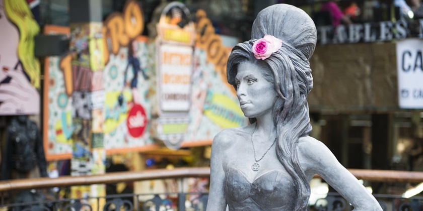 В Лондоне заклеили звезду Давида на памятнике еврейской певицы