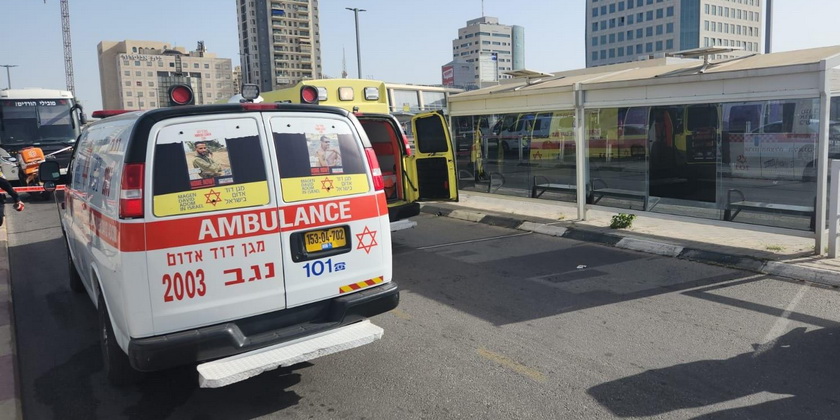 Ножевой теракт в Беэр-Шеве: террорист — бедуин из Рахата