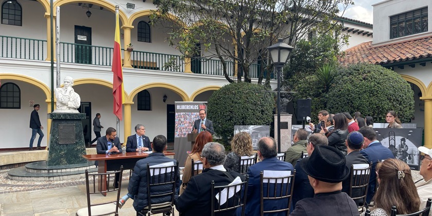 Несмотря на дипломатическую напряженность: в столице Колумбии открылась выставка о войне в Израиле