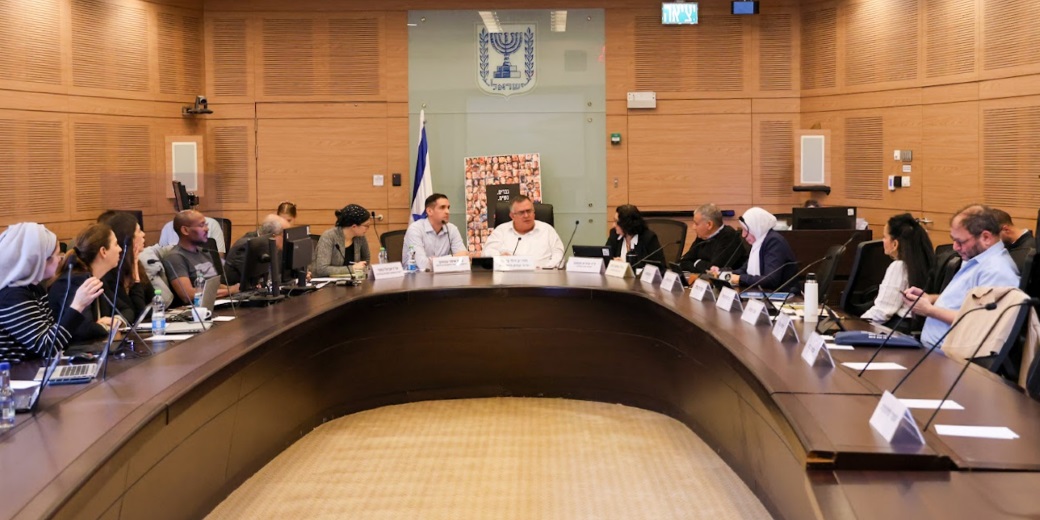 Экономическая комиссия представила кнессету законопроект о запрете повышения цен во время войны