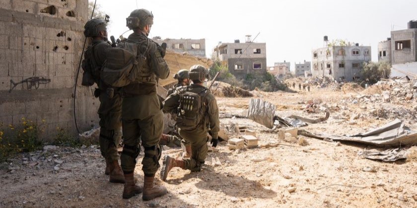 Студенты в Иерусалиме против бывшей заложницы и солдат ЦАХАЛа: «Лгунья и детоубийцы»