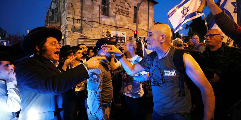 Нужно надеяться, что закон об уклонении от службы будет принят