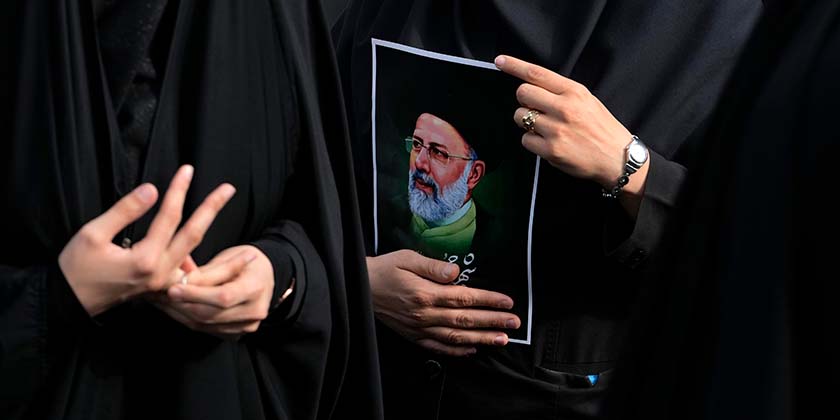 «Тегеранский мясник»: кем был погибший президент Ирана и что изменит его смерть?  