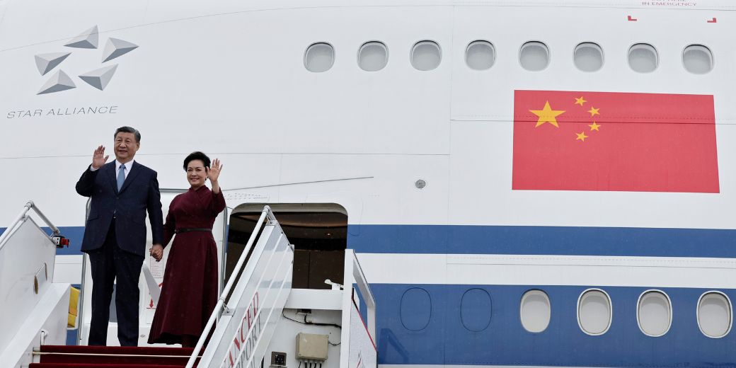 Си Цзиньпин впервые за 5 лет прибыл в Европу