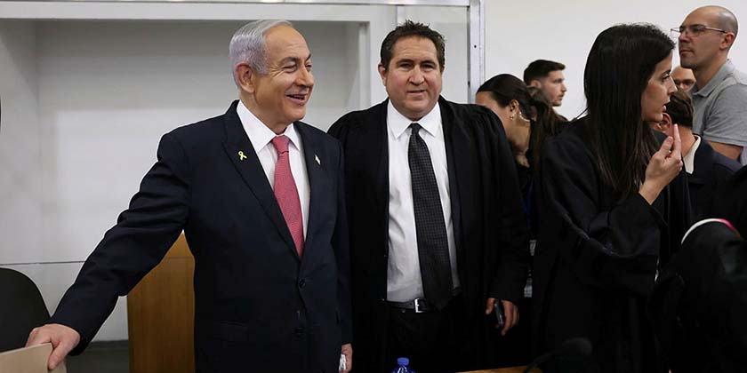 Нетаниягу снова попросил отменить заседания суда по делам против него